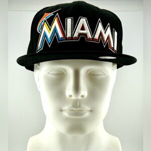 Men’s Miami Marlins Baseball New Era 59Fifty SnapBack Hat Size 7 3/8 great shape